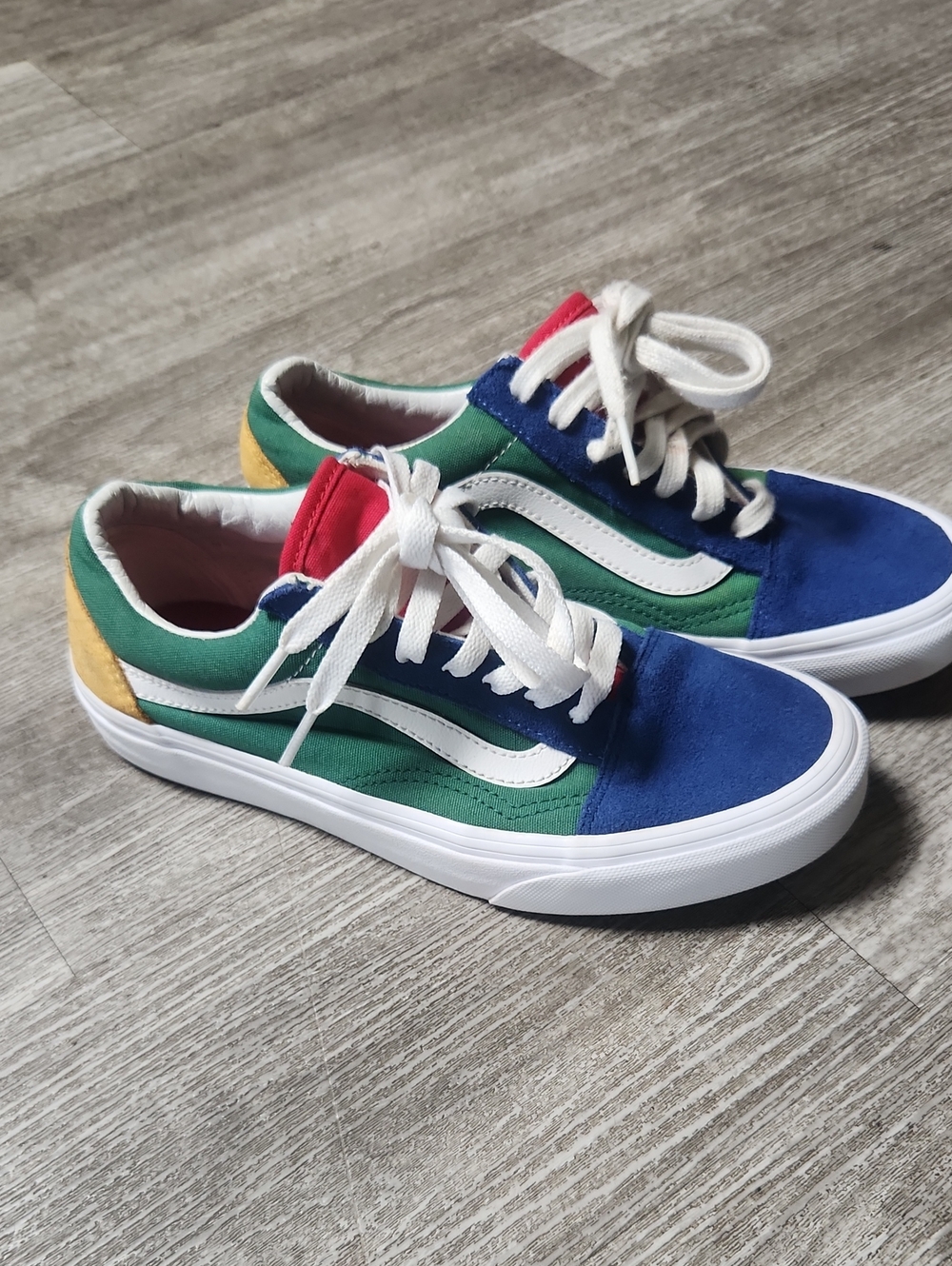 Vans Kids Multi-Color Low Top Skate Shoes - Blue/Green/Red/Yellow